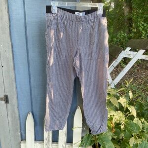 Pants Black & White Pattern